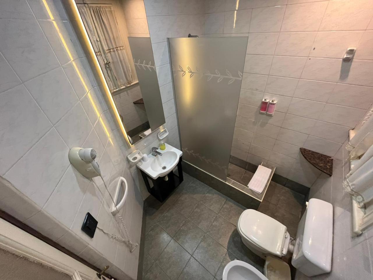 Triple Room,1631577694:JPEG